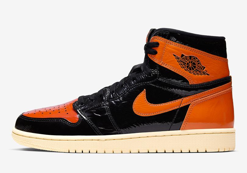 air-jordan-1-shattered-backboard-3-555088-028-1