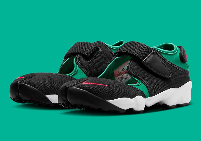 nike-air-rift-og-black-green-red-FN7772-001-5