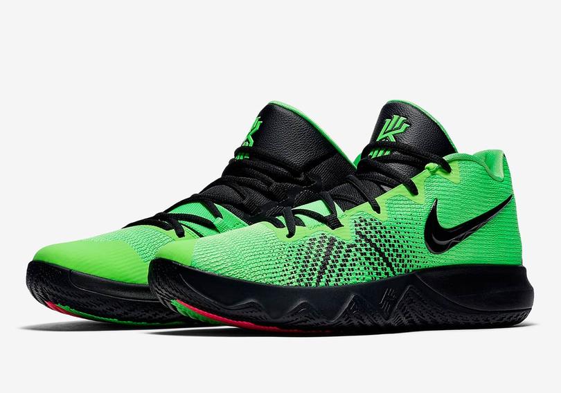 nike-kyrie-flytrap-grinch-aj1935-300-3