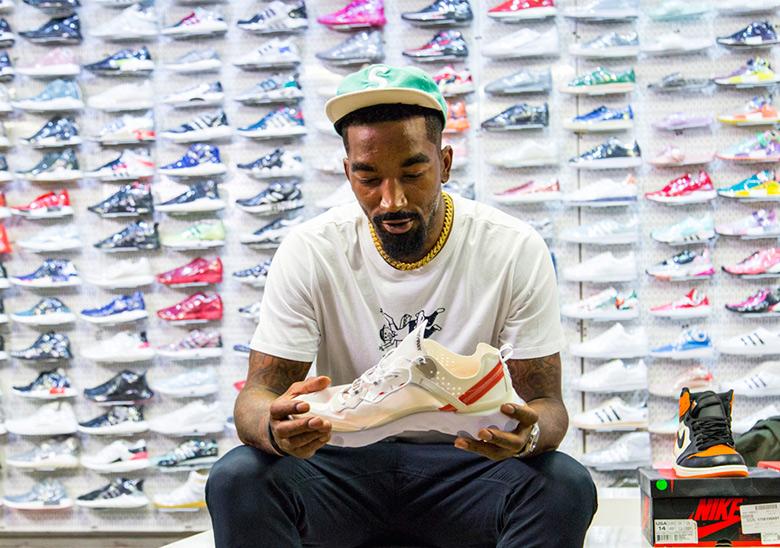 jr-smith-sneaker-shopping