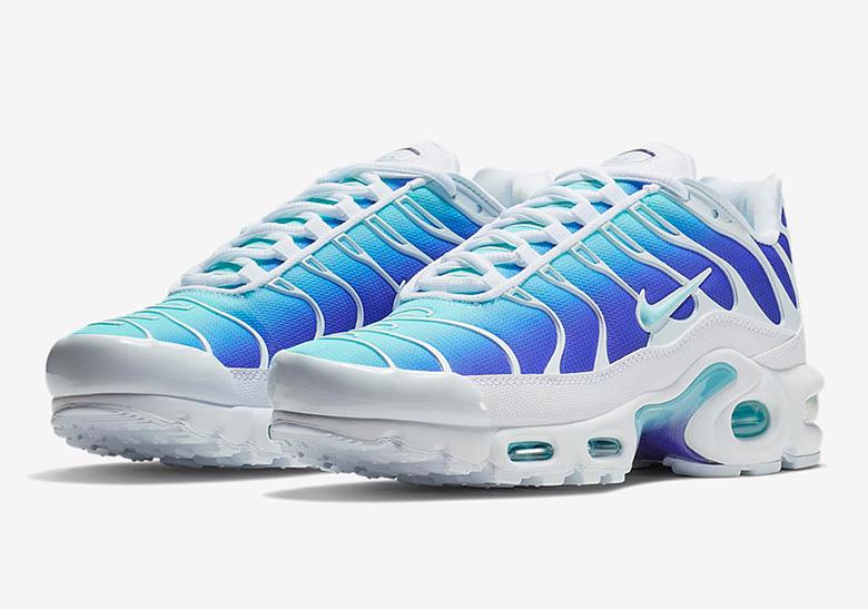 nike-air-max-plus-og-white-aqua-royal-5