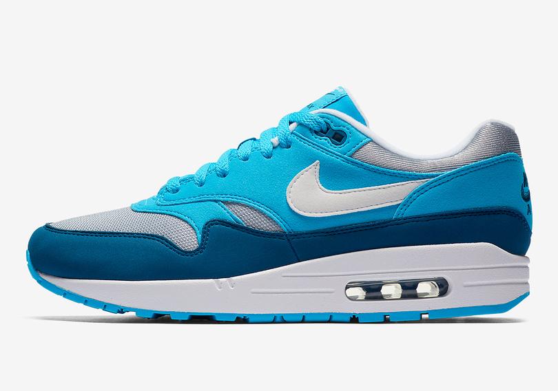 nike-air-max-1-blue-force-available-now-1