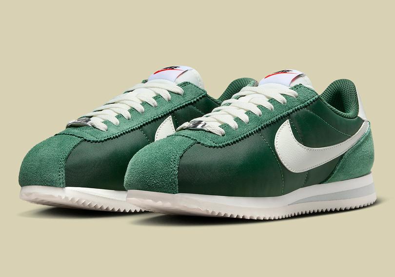 nike-cortez-womens-fir-green-DZ2795-300-5