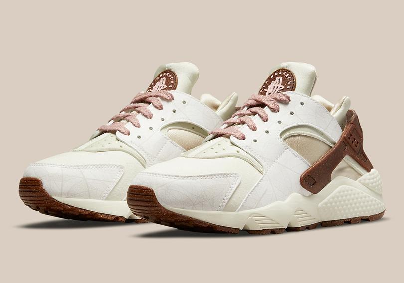 nike-air-huarache-wmns-rattan-DM9463-100-7