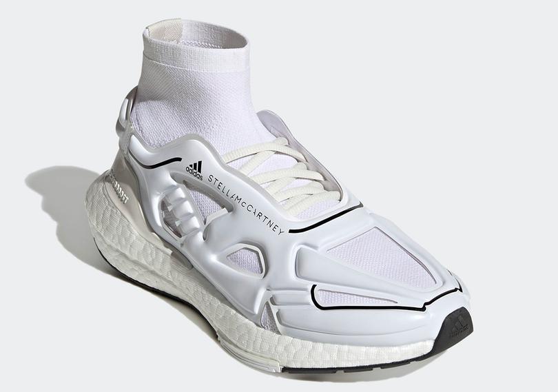 Stella-McCartney-adidas-UltraBOOST-22-GY6110-3