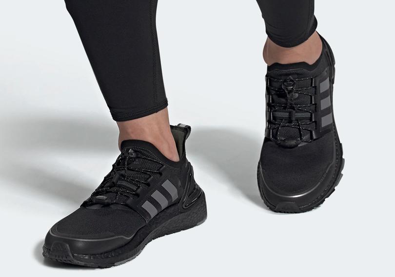 adidas-ultra-boost-winter-ready-core-black-EG9801-3