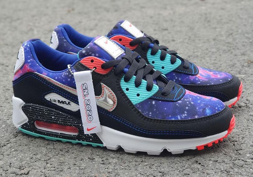 Nike-Air-Max-90-Galaxy-CW6018-001-6